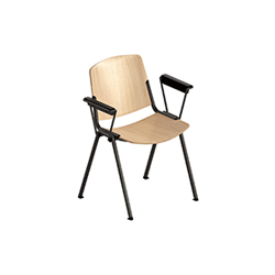 New Modulamm 阶梯教室 罗伯托·卢奇+保罗·奥兰迪尼  阶梯教室桌椅