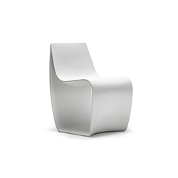 SIGN MATT 户外休闲椅 皮耶尔乔治·卡萨尼加  MDF Italia家具品牌