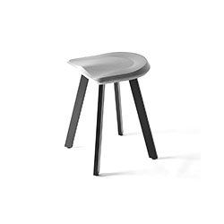 矮凳-A low stool