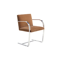 扁钢框架布尔诺椅 路德维希.密斯.凡德罗  现代真皮会议椅